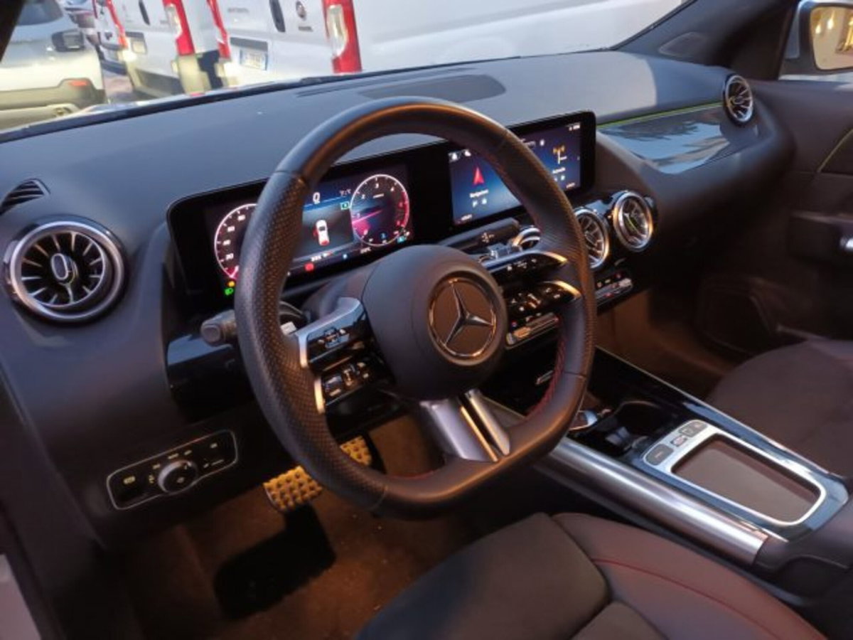 Mercedes-Benz GLA SUV 200 d AMG Line Premium Plus 4matic auto (12)