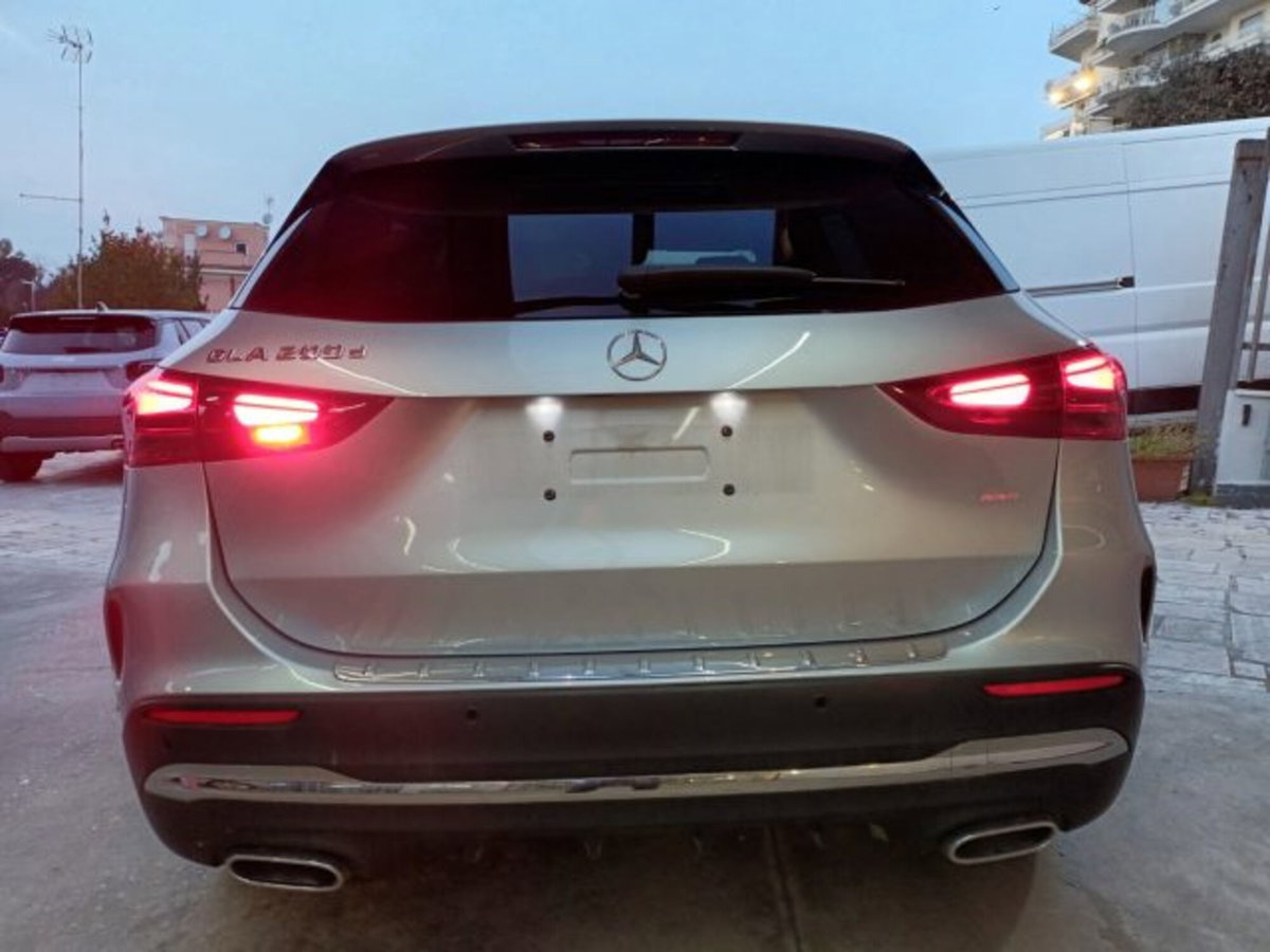 Mercedes-Benz GLA SUV 200 d AMG Line Premium Plus 4matic auto (5)