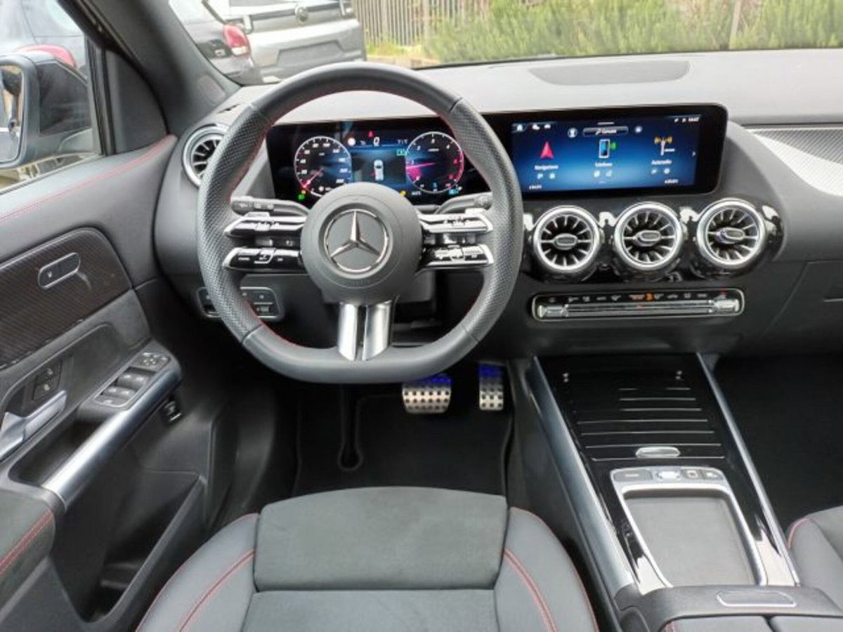 Mercedes-Benz GLA SUV 200 d AMG Line Premium Plus 4matic auto (13)