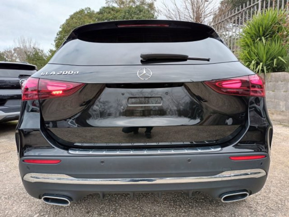 Mercedes-Benz GLA SUV 200 d AMG Line Premium Plus 4matic auto (5)