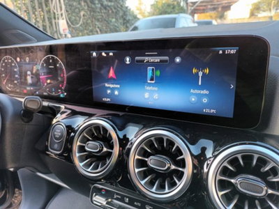 Mercedes-Benz GLA SUV 200 d AMG Line Premium Plus 4matic auto (14)