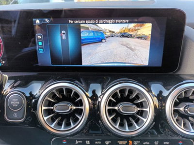 Mercedes-Benz GLA SUV 200 d AMG Line Premium Plus 4matic auto (15)