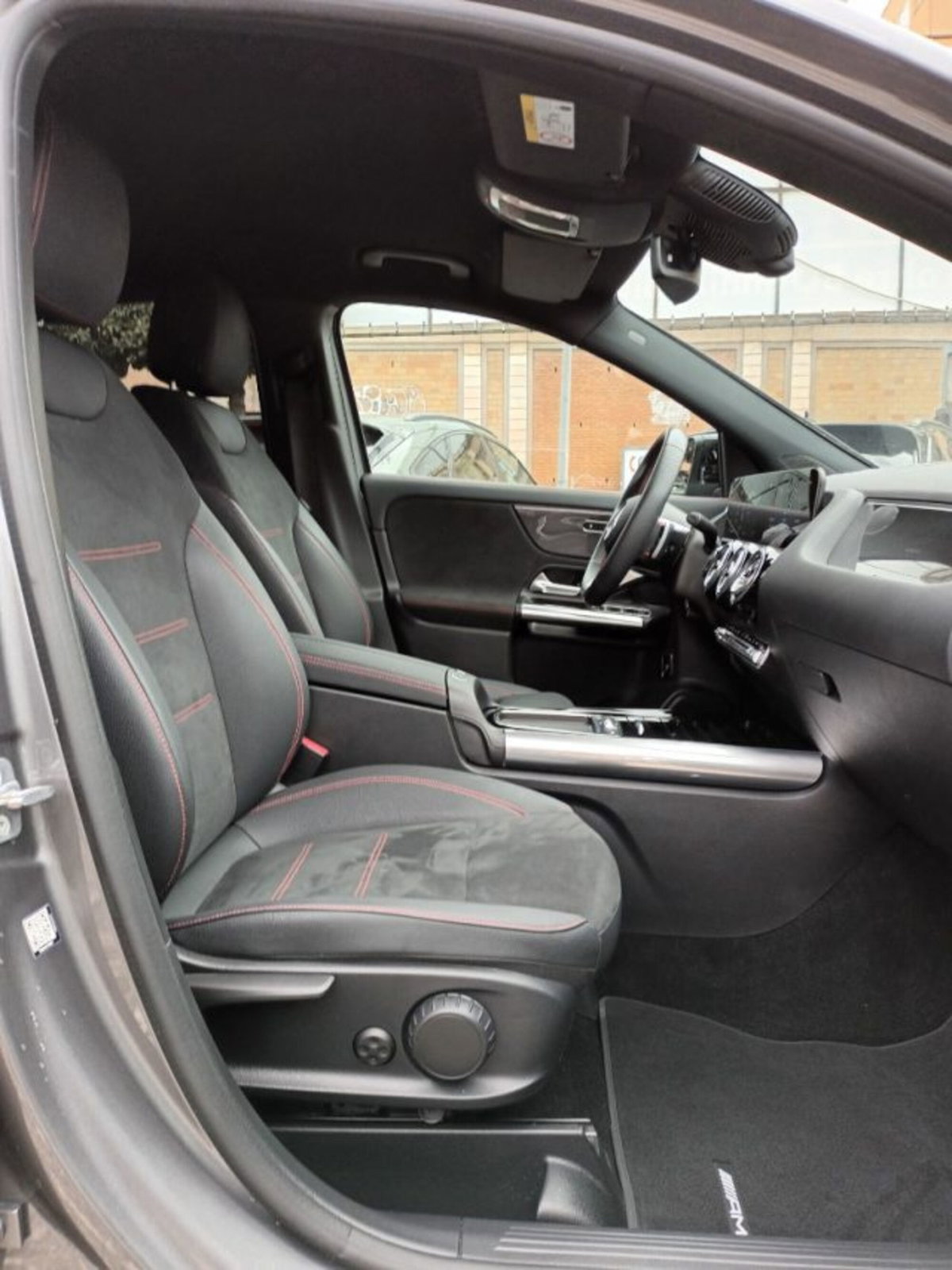Mercedes-Benz GLA SUV 200 d AMG Line Premium Plus 4matic auto (10)