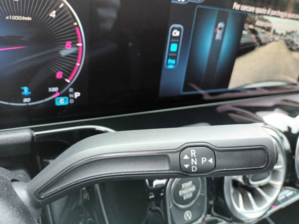 Mercedes-Benz GLA SUV 200 d AMG Line Premium Plus 4matic auto (16)