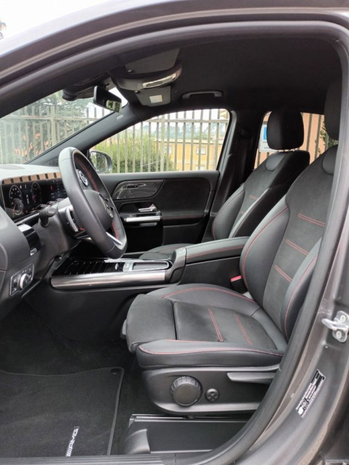 Mercedes-Benz GLA SUV 200 d AMG Line Premium Plus 4matic auto (7)