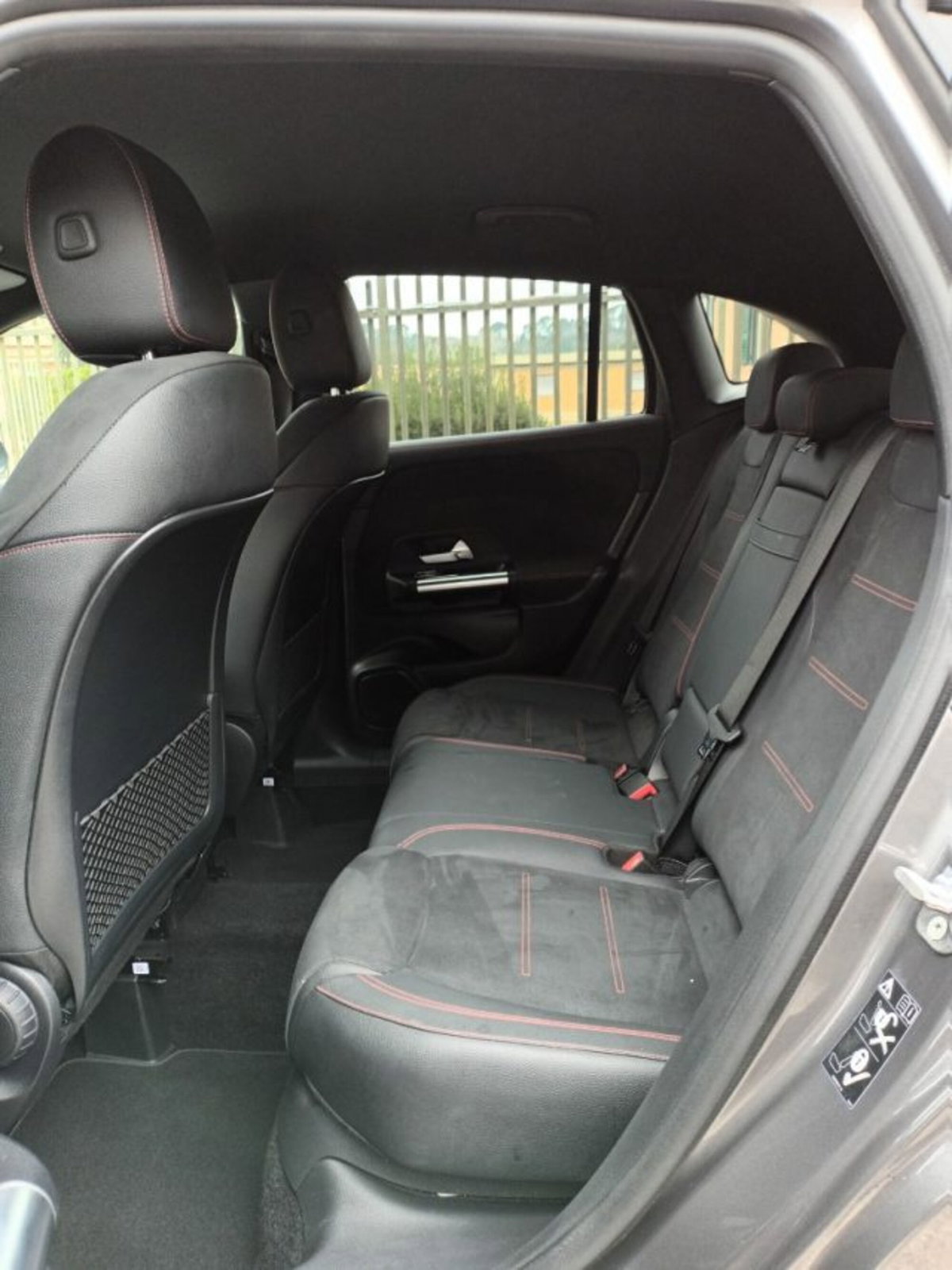 Mercedes-Benz GLA SUV 200 d AMG Line Premium Plus 4matic auto (8)