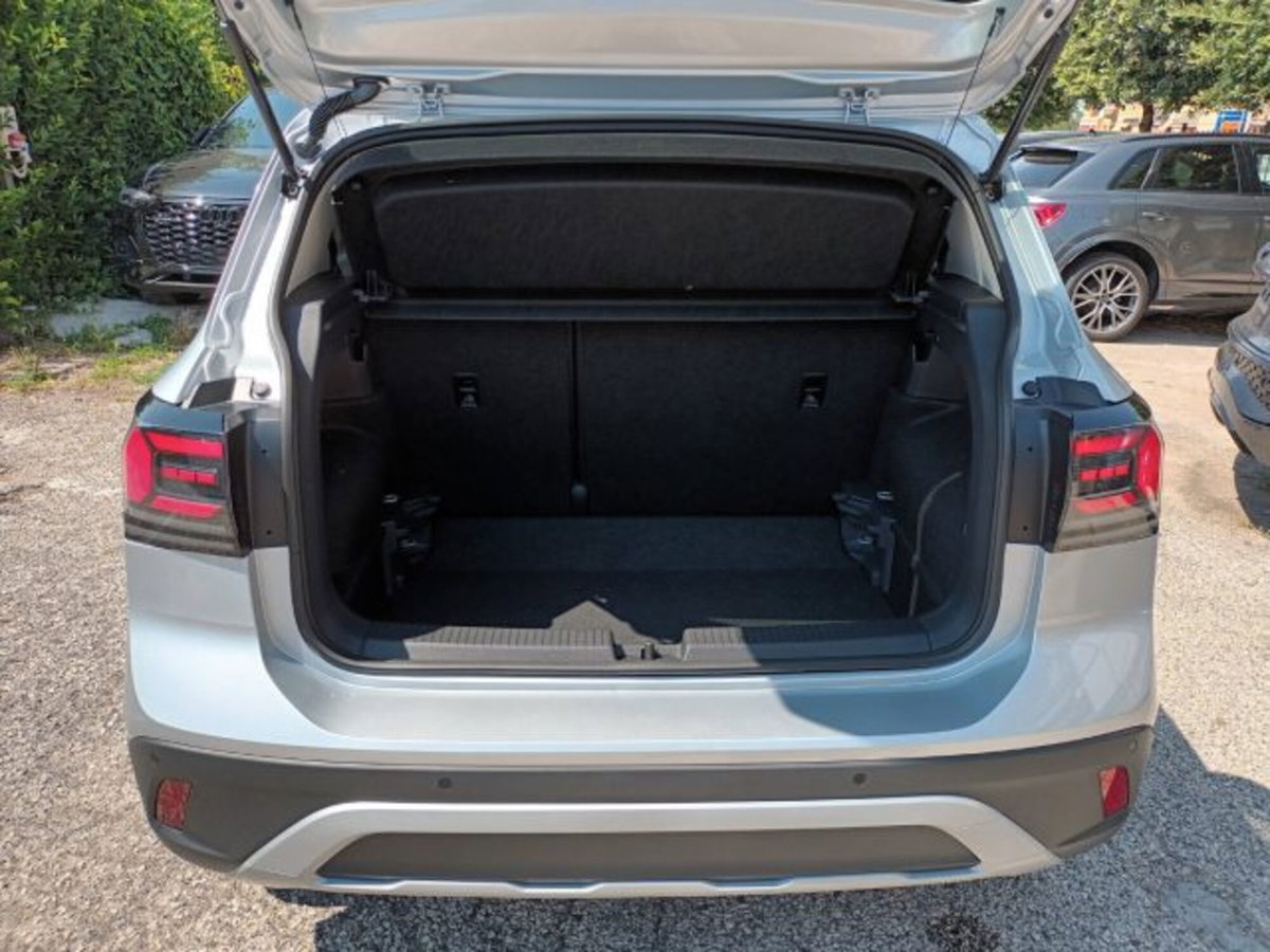 Volkswagen T-Cross 1.0 TSI Sport (16)
