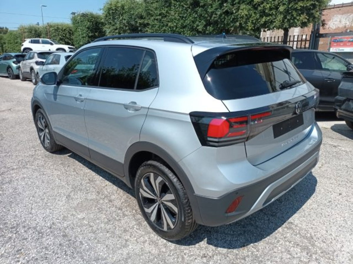 Volkswagen T-Cross 1.0 TSI Sport (4)