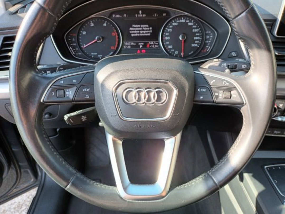 Audi Q5 2.0 TDI 190 CV quattro S tronic Business Sport (13)
