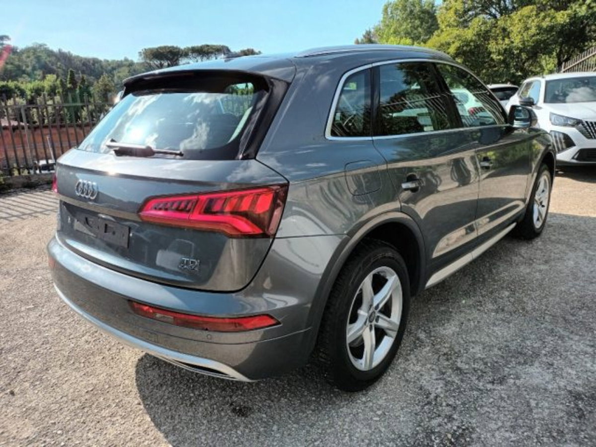 Audi Q5 2.0 TDI 190 CV quattro S tronic Business Sport (4)