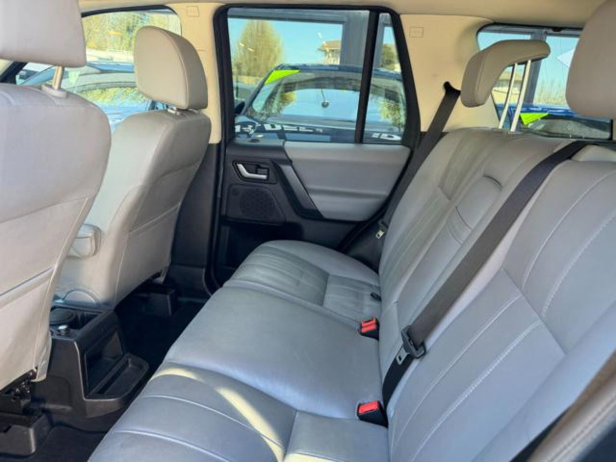 Land Rover Freelander 2.2 SD4 S.W. HSE (7)