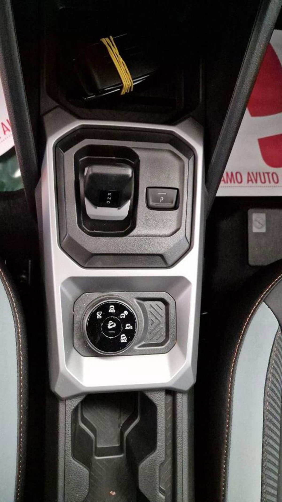Dacia Duster 1.2 hybrid-G Extreme 4x4 150cv auto (11)