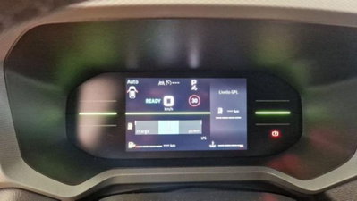 Dacia Duster 1.2 hybrid-G Extreme 4x4 150cv auto (13)