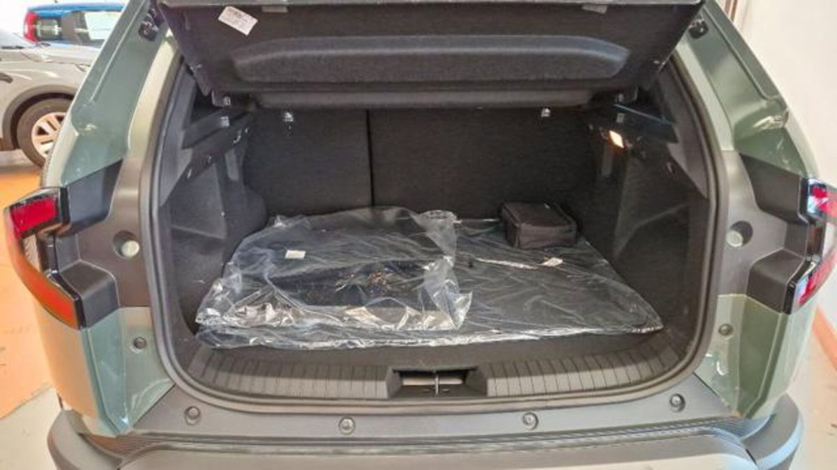 Dacia Duster 1.2 hybrid-G Extreme 4x4 150cv auto (7)