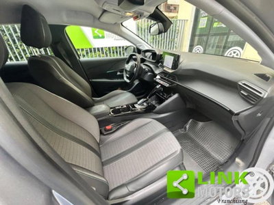Peugeot 208 50 kWh Allure (4)
