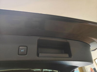 Ford Kuga 2.5 full hybrid ST-Line X 4wd 183cv auto (14)