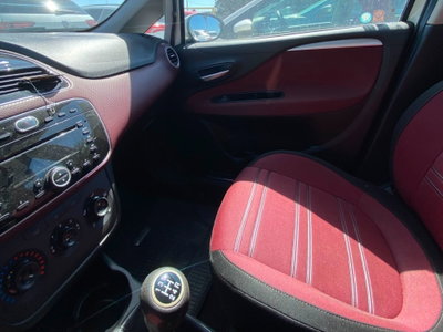 Fiat Punto Evo 1.3 Mjt 75 CV 3 porte Dynamic (12)