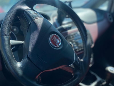 Fiat Punto Evo 1.3 Mjt 75 CV 3 porte Dynamic (20)