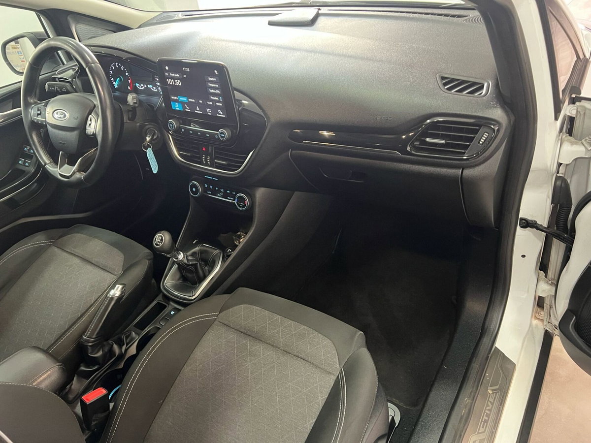 Ford Fiesta Active 1.0 Ecoboost 100 CV (11)