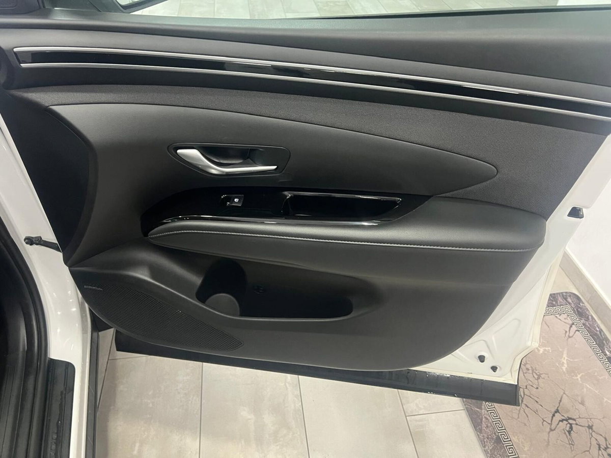 Hyundai Tucson 1.6 crdi 48V Exellence 2wd dct (15)