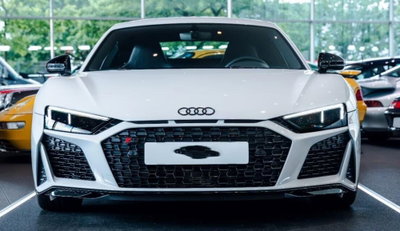 Audi R8 Cabrio Spyder 5.2 V10 performance rwd 570cv s tronic usata
