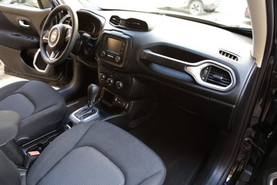 Jeep Renegade 1.3 T4 DDCT Longitude (16)