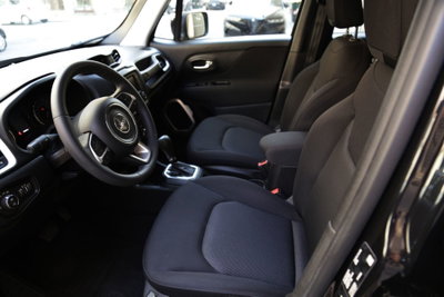 Jeep Renegade 1.3 T4 DDCT Longitude (2)