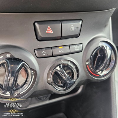 Peugeot 208 82 5 porte Active (15)