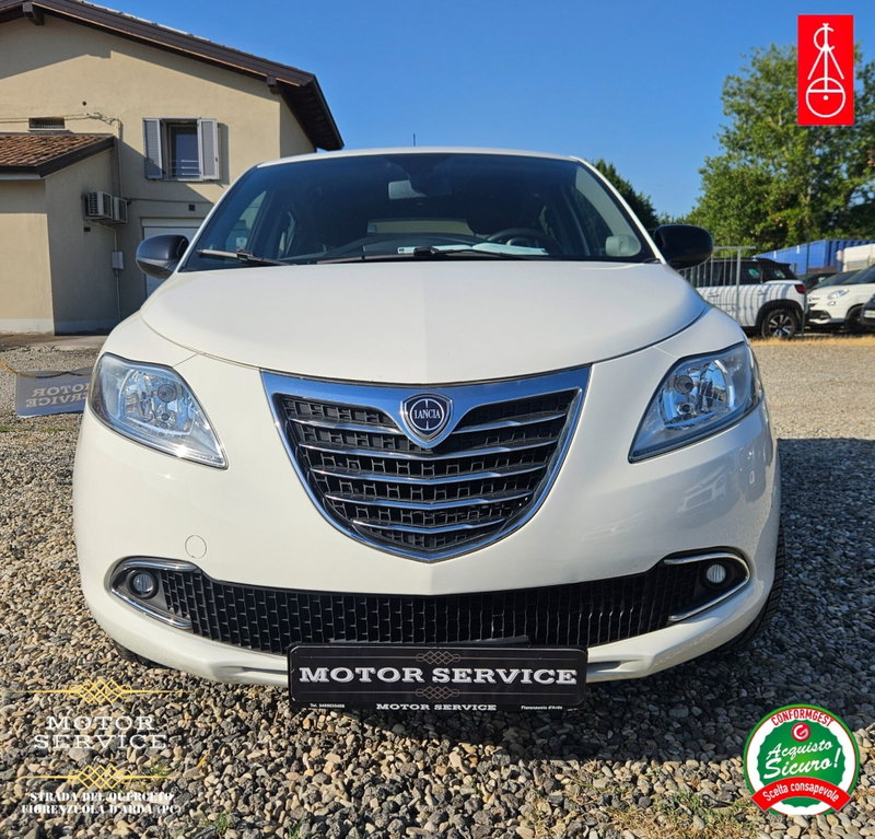 Lancia Ypsilon 1.2 69 CV 5 porte Gold