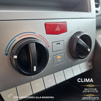 Lancia Ypsilon 1.2 69 CV Diva (10)