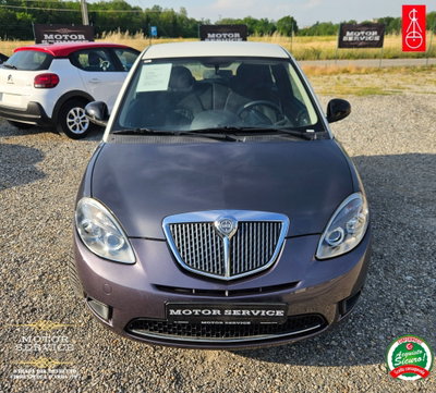 Lancia Ypsilon 1.2 69 CV Diva (18)