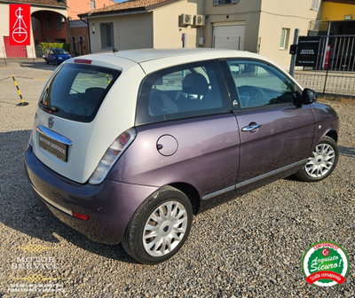 Lancia Ypsilon 1.2 69 CV Diva (2)