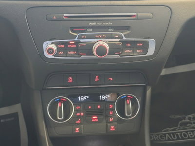 Audi Q3 2.0 TDI 120 CV Business (17)