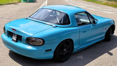 Mazda MX-5 1.6i 16V cat Starry Blue (8)