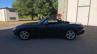 Mazda MX-5 1.6i 16V cat (11)