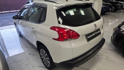 Peugeot 2008 e-HDi 92 CV Stop&Start robotizzato Allure (8)