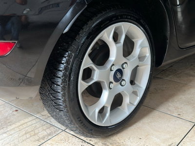 Ford Fiesta 1.4 TDCi 5p. Titanium (15)