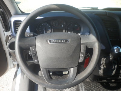 Iveco Daily Telaio 35C18 BTor 3.0 HPT PLM-RG Cabinato (13)