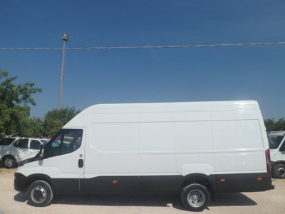 Iveco Daily Telaio 35C18 BTor 3.0 HPT PLM-RG Cabinato (7)