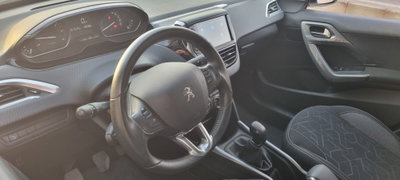 Peugeot 2008 100 Active (5)