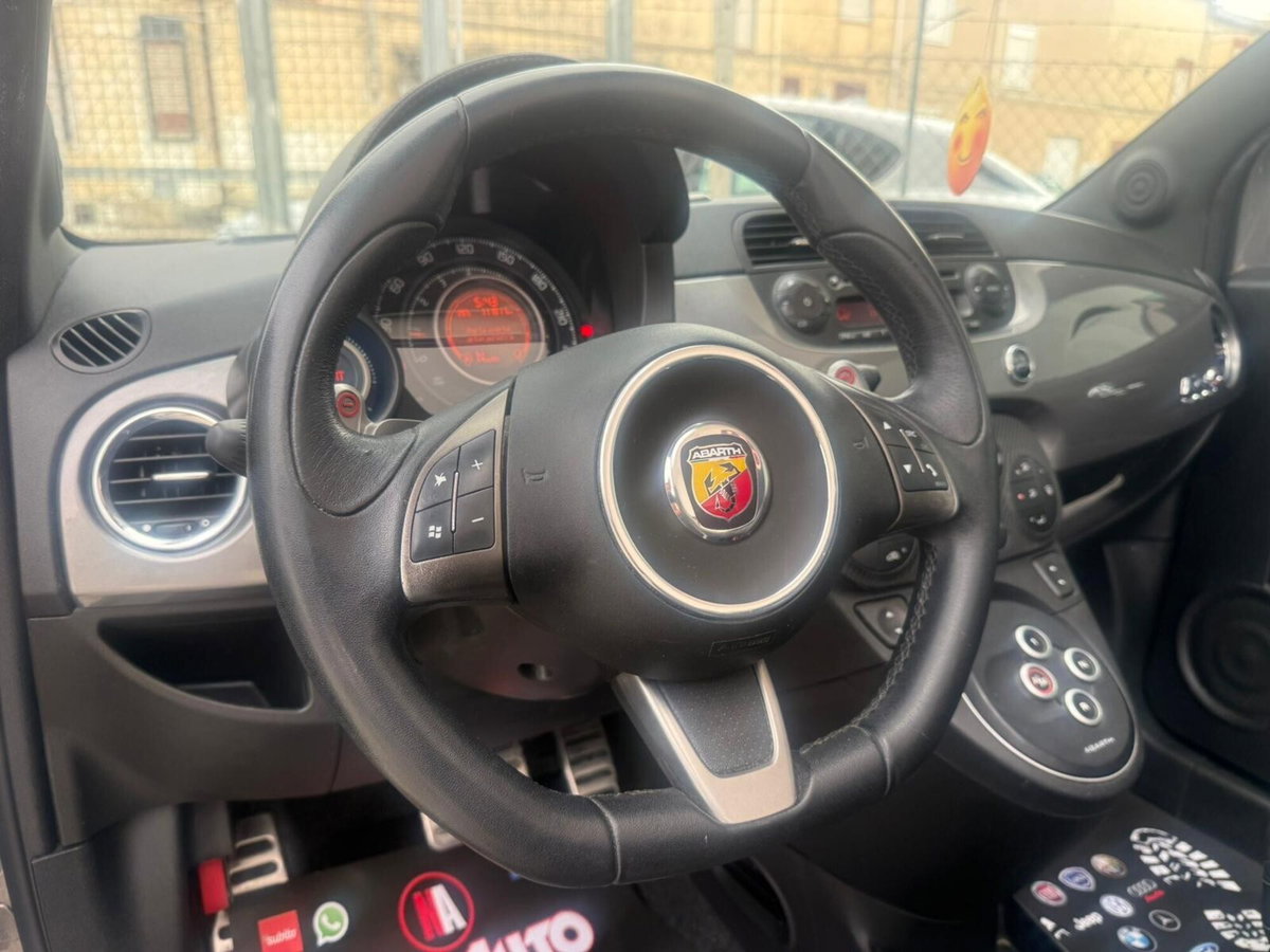 Abarth 500 Cabrio 1.4 Turbo T-Jet MTA (13)