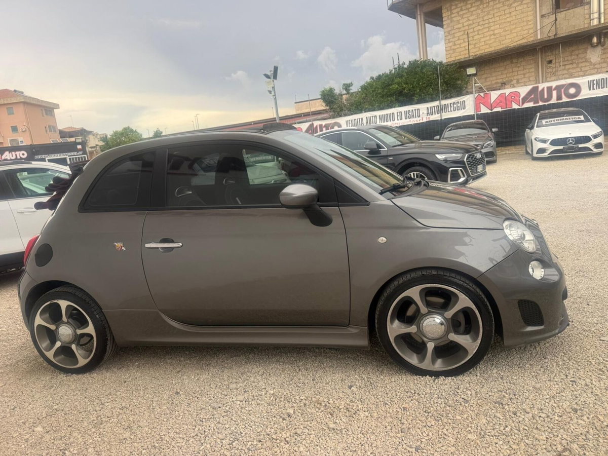 Abarth 500 Cabrio 1.4 Turbo T-Jet MTA (5)