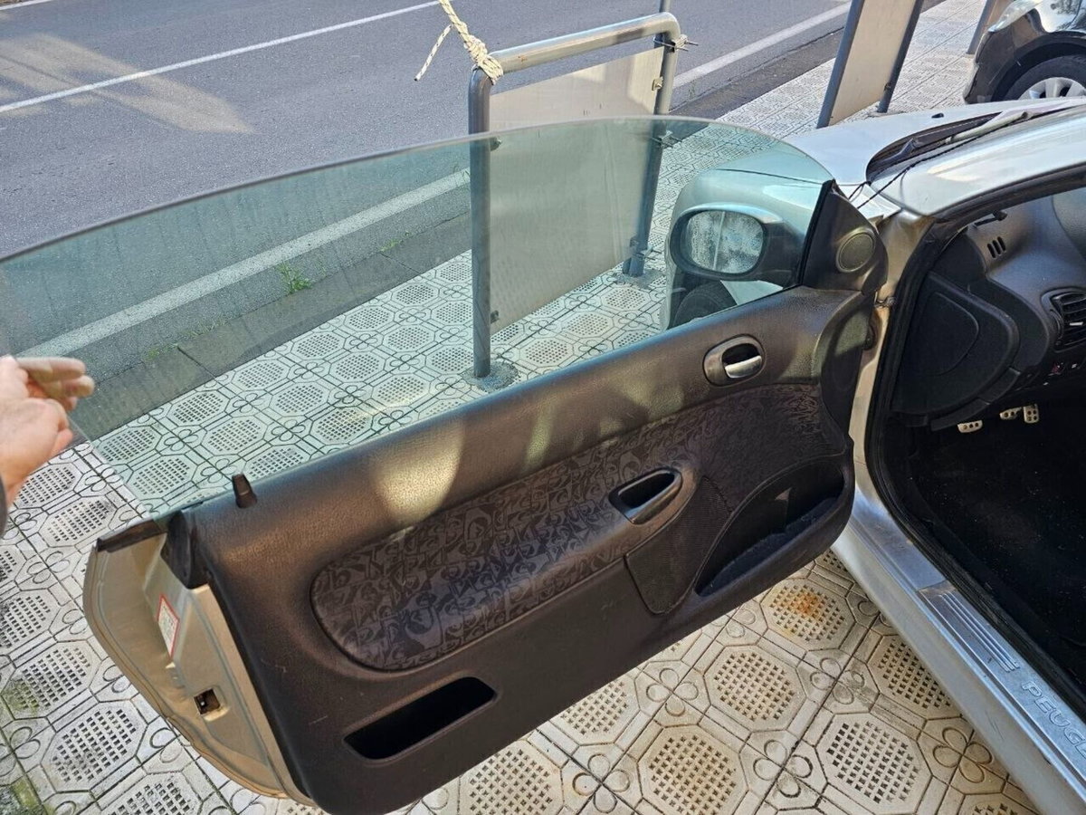 Peugeot 206 16V 3p. XS (5)
