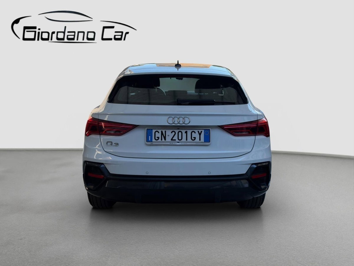 Audi Q3 Sportback 35 TDI quattro S tronic Business Plus (6)