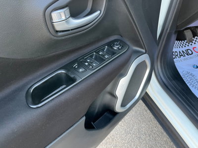 Jeep Renegade 1.6 Mjt 120 CV Limited (10)
