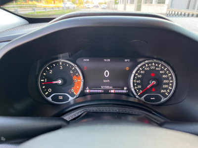 Jeep Renegade 1.6 Mjt 120 CV Limited (13)