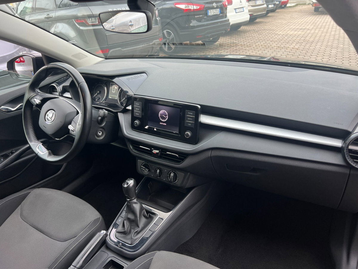 Skoda Fabia 1.0 MPI EVO 80 CV Style (14)