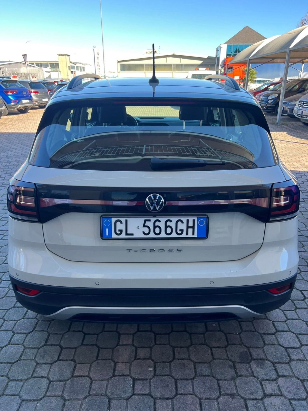 Volkswagen T-Cross 1.0 TSI Style BMT (5)