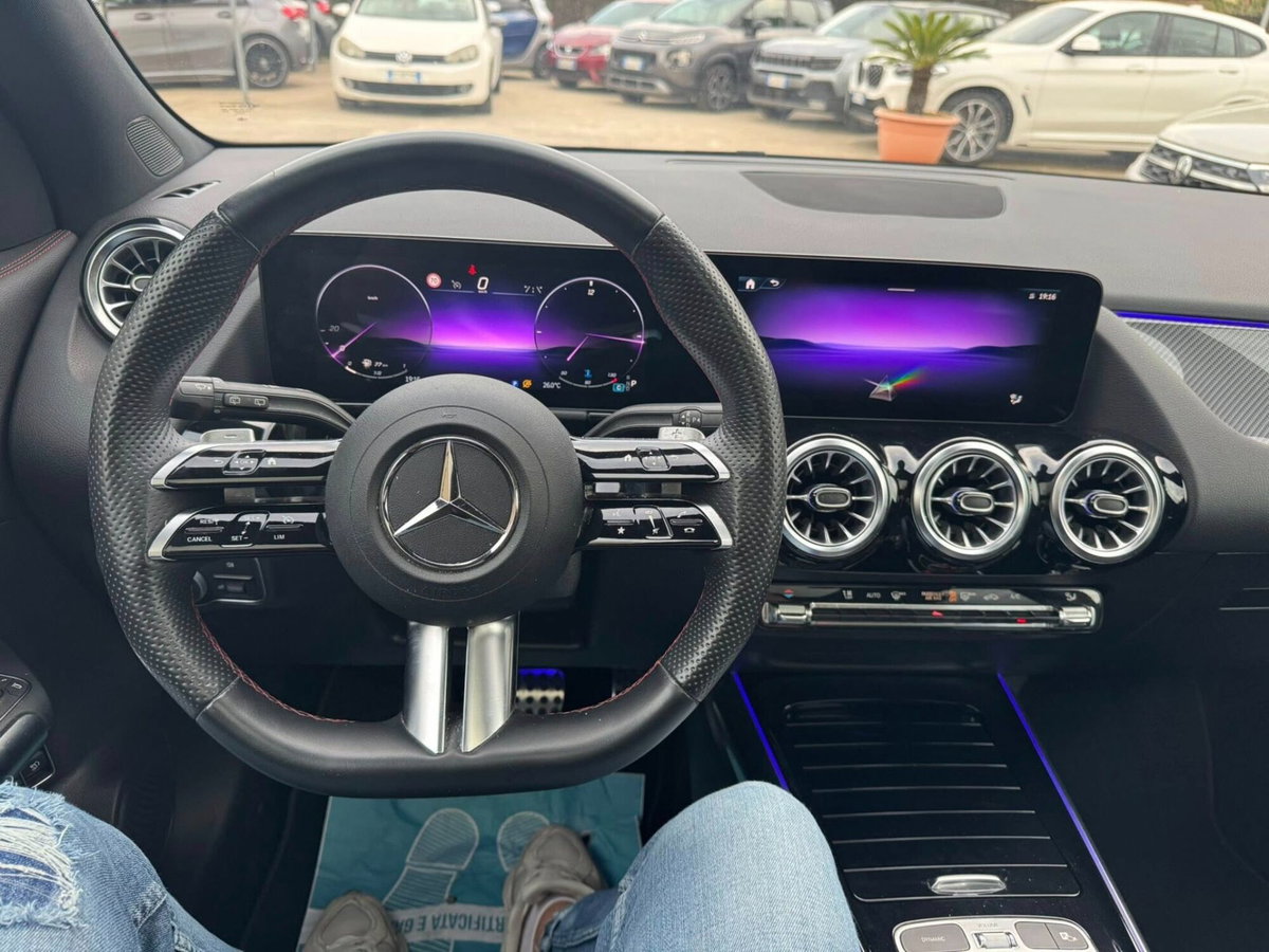 Mercedes-Benz GLA SUV 200 d AMG Line Premium Plus 4matic auto (13)