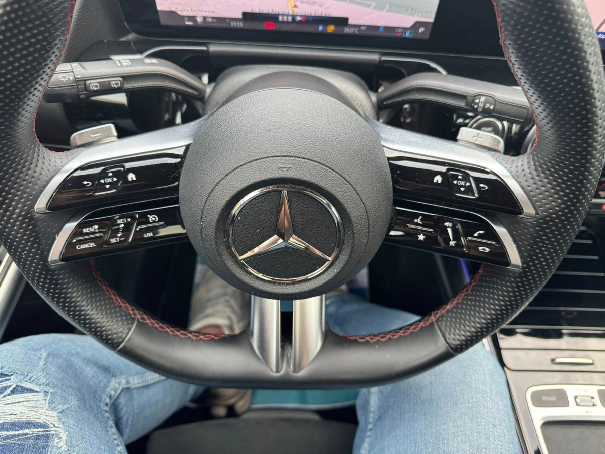 Mercedes-Benz GLA SUV 200 d AMG Line Premium Plus 4matic auto (15)
